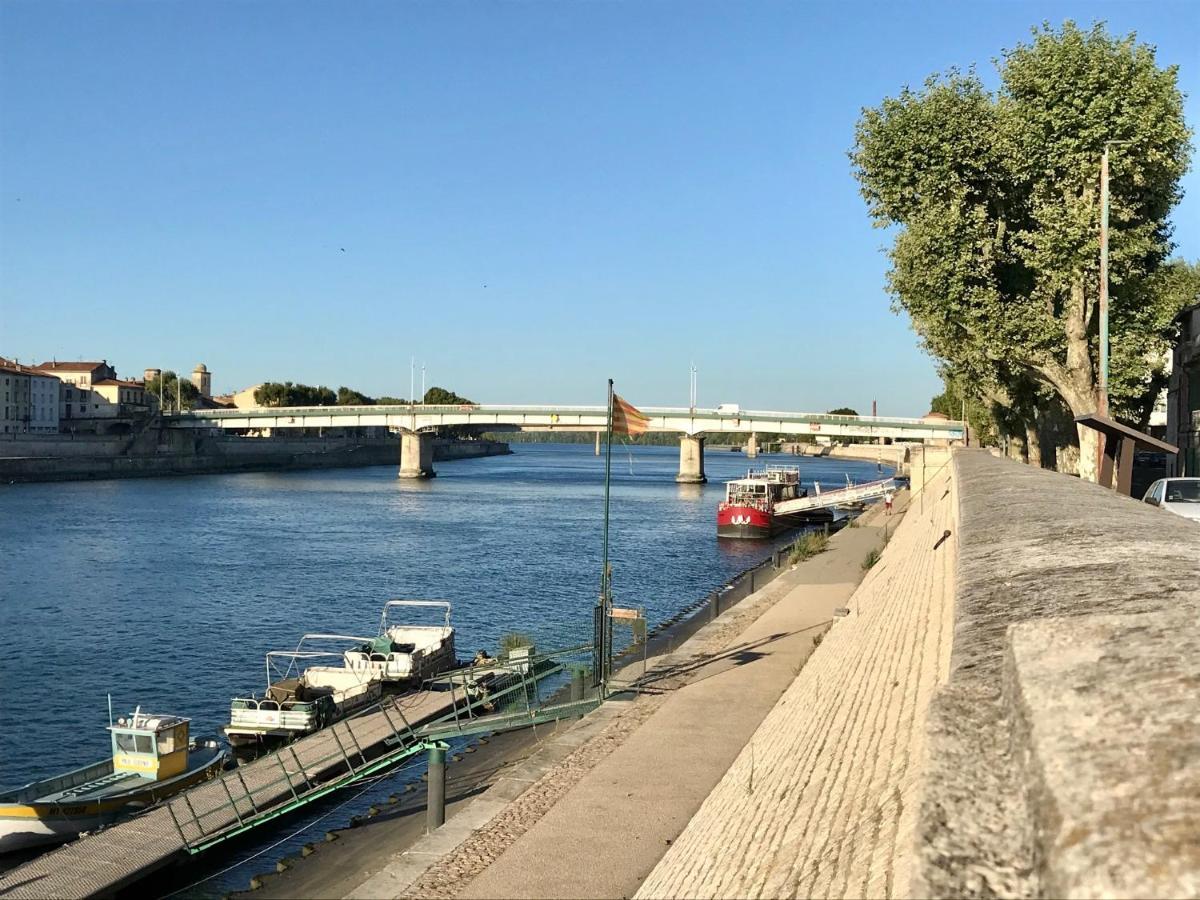 Hotel Porte De Camargue - Les Quais D'آرْلْ المظهر الخارجي الصورة